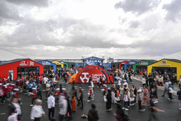TEKNOFEST Southeast in Turkiye s Sanliurfa SANLIURFA, TURKIYE - OCTOBER 02: TEKNOFEST Southeast, world s largest aviation, space, and technology festival continues at the Sanliurfa GAP Airport with the attendance of visitors for its 15th edition in Sanliurfa, Turkiye on October 02, 2026. Harun Ozalp Anadolu Sanliurfa Turkey. Editorial use only. Please get in touch for any other usage.  Copyright: x2026xAnadoluxHarunxOzalpx