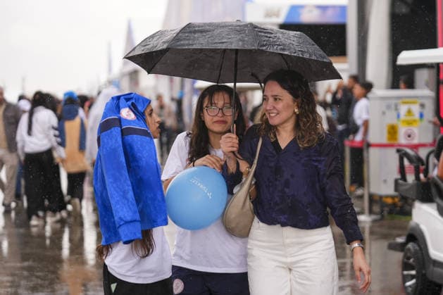TEKNOFEST Southeast in Turkiye s Sanliurfa SANLIURFA, TURKIYE - OCTOBER 02: TEKNOFEST Southeast, world s largest aviation, space, and technology festival continues at the Sanliurfa GAP Airport for its 15th edition in Sanliurfa, Turkiye on October 02, 2026. Bunyamin Celik Anadolu Sanliurfa Turkey. Editorial use only. Please get in touch for any other usage.  Copyright: x2026xAnadoluxBunyaminxCelikx