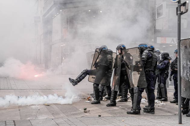 Students clash with police during high-school mobilization in Nancy NANCY, FRANCE - OCTOBER 2: Students gather around several schools and clash with police forces as a nationwide high-school mobilization continues over school conditions and demands for greater education resources in Nancy, France on October 2, 2026. Police deploy security units around several locations as demonstrations and blockades continue. Muhammed Said Tako Anadolu Nancy France. Editorial use only. Please get in touch for any other usage.  Copyright: x2026xAnadoluxMuhammedxSaidxTakox