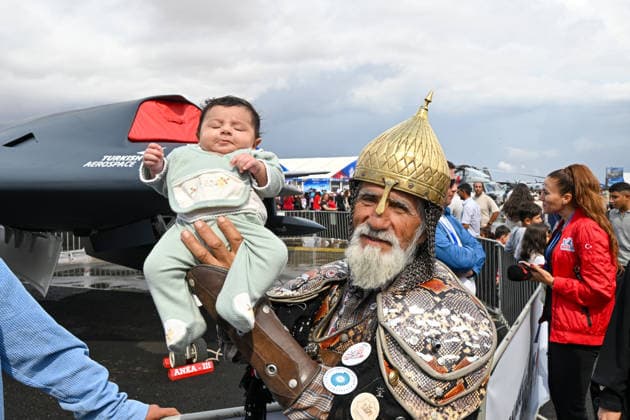 TEKNOFEST Southeast in Turkiye s Sanliurfa SANLIURFA, TURKIYE - OCTOBER 02: 72-year-old Hasan Keskin, wearing a replica warrior costume specially made for him is seen at TEKNOFEST Southeast, world s largest aviation, space, and technology festival continues at the Sanliurfa GAP Airport for its 15th edition in Sanliurfa, Turkiye on October 02, 2026. Adsiz Gunebakan Anadolu Sanliurfa Turkey. Editorial use only. Please get in touch for any other usage.  Copyright: x2026xAnadoluxAdsizxGunebakanx