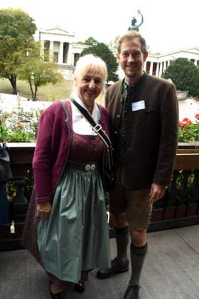 Johanna Bittenbinder Schauspielerin Stefan Murr Schauspieler München 02.10.2026 Theresienwiesn Oktoberfest Käferschänke Condrobs Wiesn Courage Preis 2026 Verleihung Foto Muenchen
