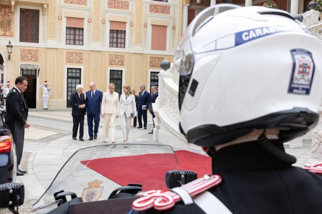 October 2, 2026, Principato Di Monaco: A handout picture, provided by Quirinale Press Office, shows Italian President of the Republic Sergio Mattarella and his daughter Laura at the Prince s Palace, with Prince Albert II of Monaco and Princess Charlene, Monaco, 2 October 2026. ANSA Quirinale Press Office +++ ANSA PROVIDES ACCESS TO THIS HANDOUT PHOTO TO BE USED SOLELY TO ILLUSTRATE NEWS REPORTING OR COMMENTARY ON THE FACTS OR EVENTS DEPICTED IN THIS IMAGE - NO ARCHIVING - NO LICENSING - NPK Principato Di Monaco  - ZUMAa110 20261002_zaf_a110_018 Copyright: xFrancescoxAmmendolax