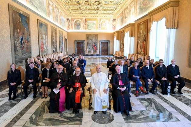 October 2, 2026, CittÃ Del Vaticano: A handout picture, provided by Vatican Media Press Office, shows Pope Leo XIV during a meeting with a group of artists, promoted by the Dicastery for Culture and Education, Vatican City, 2 October 2026. ANSA Vatican Media Press Office handout Simone Risoluti +++ ANSA PROVIDES ACCESS TO THIS HANDOUT PHOTO TO BE USED SOLELY TO ILLUSTRATE NEWS REPORTING OR COMMENTARY ON THE FACTS OR EVENTS DEPICTED IN THIS IMAGE - NO ARCHIVING - NO LICENSING - NPK CittÃ Del Vaticano  - ZUMAa110 20261002_zaf_a110_021 Copyright: xVaticanxMedia SimonexRisolutix