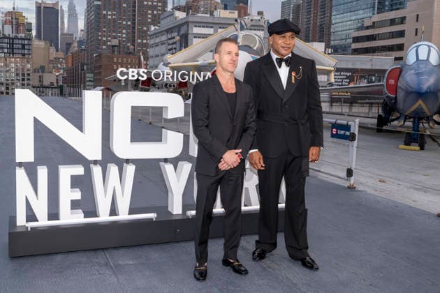 October 1, 2026, New York, New York, USA: SCOTT CAAN and LL COOL J attend the CBS, NCIS New York Premiere at the USS Intrepid Museum in New York. 1 October 2026 New York USA  - ZUMAa265 20261001_zep_a265_103 Copyright: xEricxAcquayex