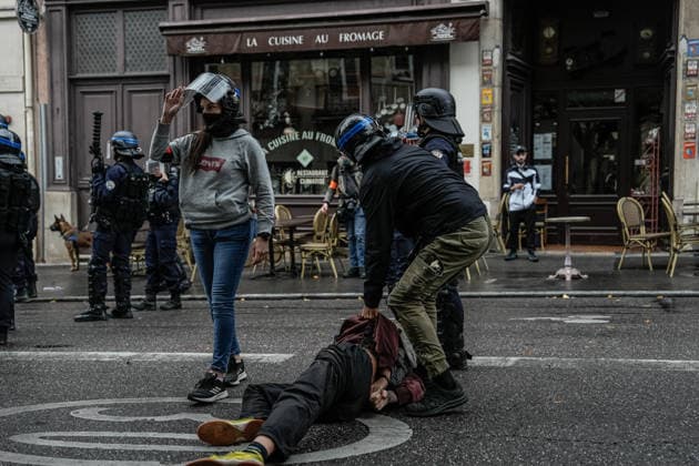 Students clash with police during high-school mobilization in Nancy NANCY, FRANCE - OCTOBER 2: Students gather around several schools and clash with police forces as a nationwide high-school mobilization continues over school conditions and demands for greater education resources in Nancy, France on October 2, 2026. Police deploy security units around several locations as demonstrations and blockades continue. Muhammed Said Tako Anadolu Nancy France. Editorial use only. Please get in touch for any other usage.  Copyright: x2026xAnadoluxMuhammedxSaidxTakox