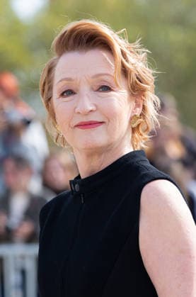 Paris Fashion Week: Celebrity Arrivals at the Loewe Fashion Show Lesley Manville 460139 2026 10 02 Manville, Lesley  Copyright: xIvankaxVoisinx xStarfacex STAR_460139_033