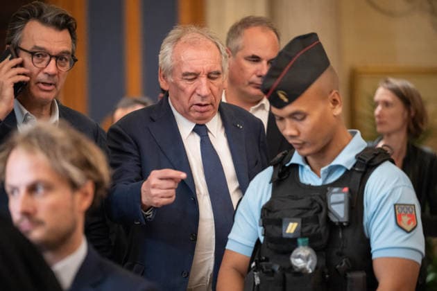 Francois Bayrou Trial Break - Paris AJ French politician Francois Bayrou leaves the courtroom in a break during a hearing of the appeal trial over the alleged misuse of European Parliament funds to pay fictitious parliamentary assistants for the centrist party MoDem, at the Paris courthouse in Paris on October 2, 2026. Former Prime minister F. Bayrou and ten former MoDem executives must answer, starting September 9, 2026, before the Paris appeal court for misappropriation of funds in the case of the MEP assistants, a ten-year-old case in which the former Prime Minister had been acquitted at first instance. Photo by Alexis Jumeau ABACAPRESS.COM Paris France  Copyright: xJumeauxAlexis ABACAx