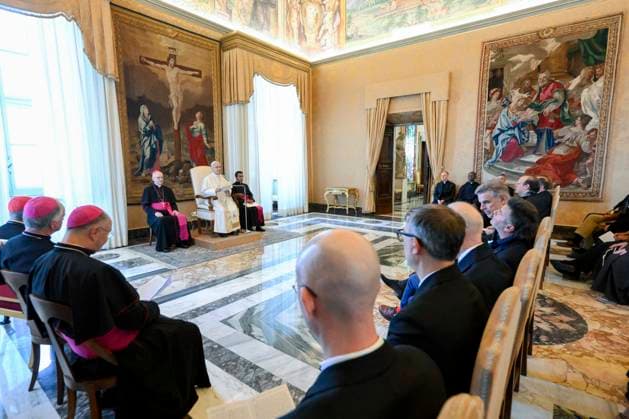 ITALY - WEEKLY GENERAL AUDIENCE - VATICAN-2026 10 2 Italy, Rome, Vatican, 2026 9 30 Pope Leo XIV receives in a private audience artists participating in the event organized by the Dicastery for Culture and Education at The Vatican . EDITORIAL USE ONLY - NO BOOKS Copyright: xVATICANxMEDIA xCatholicxPressxPhotox