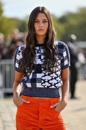 PFW Loewe Outside Arrivals Beau Gadsdon arriving at the Loewe show during Paris Fashion Week, in Paris, France on 2 October 2026. Photo by Julien Reynaud APS-Medias ABACAPRESS.COM Paris France  Copyright: xReynaudxJulien APS-Medias ABACAx