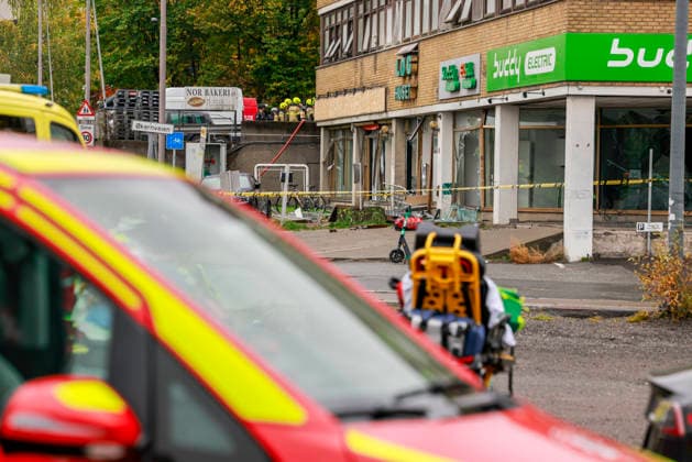 Eksplosjon pa okern i Oslo Oslo 20261002. Politiet evakuerer et omrade og setter sikkerhetsavstand rundt bygget etter en mulig eksplosjon pa okern i Oslo. Foto: Jonas Been Henriksen NTB Oslo Norge IXM7Pl5m1Y8 EDITORIAL USE ONLY Ref:_BNCIXM7Pl5m1Y8.jpg Copyright: xJonasxBeenxHenriksenx xNTBx