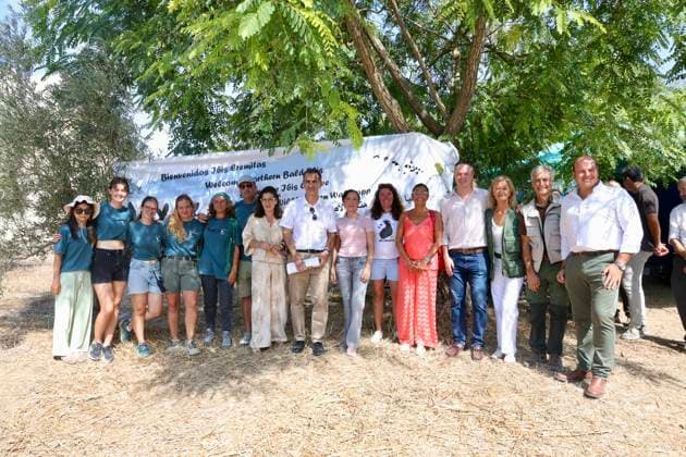 Andalusia Receives 15 Northern Bald Ibis from Germany The Regional Minister of Sustainability and the Environment for the Regional Government of Andalusia, Fina Martínez 7d, attends the ceremony in Barbate, Cádiz, to welcome 15 northern bald ibises (Geronticus eremita) from Germany. October 2, 2026, in Barbate, Cádiz, Andalusia, Spain. OCTOBER 2, 2026, Barbate, Cádiz, Andalusia, Spain Barbate, Cádiz, Andalusia, Spain Spain Copyright: xNachoxFradex 7815332