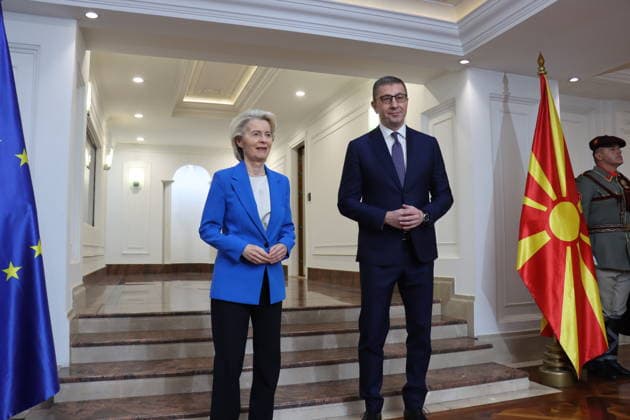 European Commission President Ursula von der Leyen visits North Macedonia SKOPJE, NORTH MACEDONIA - OCTOBER 2: European Commission President Ursula von der Leyen (L) visits Skopje during her tour of Western Balkan countries and is welcomed with an official ceremony by North Macedonia s Prime Minister Hristijan Mickoski (R) before holding talks and a joint press conference at the Prime Minister s Office, in North Macedonia, on October 2, 2026. Umeys Sulejman Anadolu Skopje North Macedonia. Editorial use only. Please get in touch for any other usage.  Copyright: x2026xAnadoluxUmeysxSulejmanx