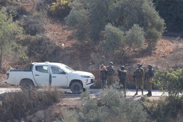 Israeli settlers intervene against Palestinians olive-picking event in Nablus town NABLUS, WEST BANK, PALESTINE - OCTOBER 02: Israeli settlers, under the protection of Israeli forces, intervene against an olive-picking event organized by Palestinians and a group of activists in the town of Beita, in Nablus, West Bank, Palestine on October 02, 2026. Issam Rimawi Anadolu Nablus West Bank. Editorial use only. Please get in touch for any other usage.  Copyright: x2026xAnadoluxIssamxRimawix