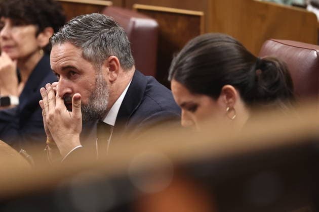 Congress Votes on Housing Decrees Vox President Santiago Abascal during a plenary session in the Congress of Deputies on October 2, 2026, in Madrid, Spain. Congress is voting today on whether to ratify or repeal the two Royal Decrees on housing issued by the government this week in the Official State Gazette (BOE). Specifically, these are Royal Decree-Law No. 26 of 2026, dated September 29, which adopts urgent measures to protect the social function of housing and expand the supply of affordable housing, and Royal Decree-Law 27 2026, dated September 29, adopting urgent measures to strengthen the stability of lease agreements for primary residences. OCTOBER 2, 2026 Madrid, Madrid, Spain Copyright: xEduardoxParrax 7815504