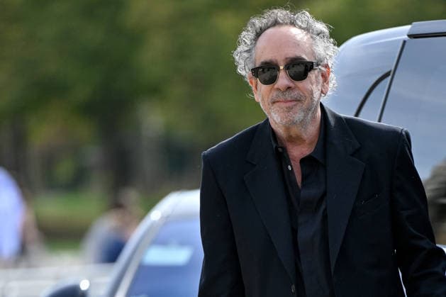 PFW Loewe Outside Arrivals Tim Burton arriving at the Loewe show during Paris Fashion Week, in Paris, France on 2 October 2026. Photo by Julien Reynaud APS-Medias ABACAPRESS.COM Paris France  Copyright: xReynaudxJulien APS-Medias ABACAx