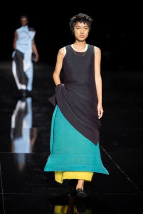 PFW - Issey Miyake Runway Models walks during Issey Miyake Women s Spring Summer 2027 collection fashion show as part of the Paris Fashion Week, in Paris on October 2, 2026. Photo by Eliot Blondet ABACAPRESS.COM Paris France France  Copyright: xBlondetxEliot ABACAx
