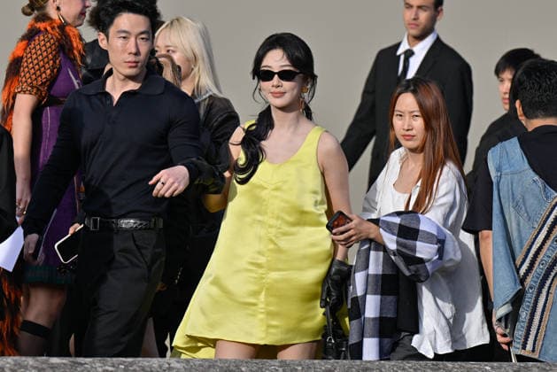 PFW Givenchy Outside Arrivals Yang Zi arriving at the Givenchy show during Paris Fashion Week, in Paris, France on 2 October 2026. Photo by Julien Reynaud APS-Medias ABACAPRESS.COM Paris France  Copyright: xReynaudxJulien APS-Medias ABACAx