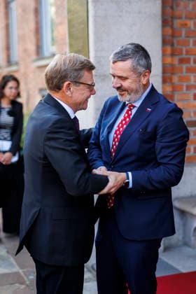 (L-R) Johann Wadephul (CDU), Bundesaussenminister aufgenommen im Rahmen eines Gespraeches mit seinem slowenischen Amtskollegen, Tone Kajzer, Ljubljana, 02.10.2026. Fotografiert im Auftrag des Auswaertigen Amtes. Ljubljana Slowenien Copyright: xAmreixSchulzx