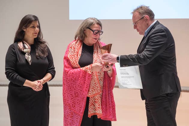 Die Historikerin und Publizistin Irene Franken erhält den Else-Falk-Preis 2026 der Stadt Köln. Oberbürgermeister Torsten Burmester überreicht ihr die Auszeichnung im Historischen Rathaus. Der Preis würdigt besonderes Engagement für die Gleichstellung der Geschlechter und Geschlechtergerechtigkeit in Köln.