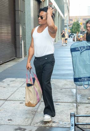 NEW YORK, NY- OCTOBER 2: Prabal Gurung seen at ABC Studios in in New York City on October 2, 2026. Credit: AdMedia USA - ZUMAa123 20261002_zaa_a123_011 Copyright: xCamaraxPorterx