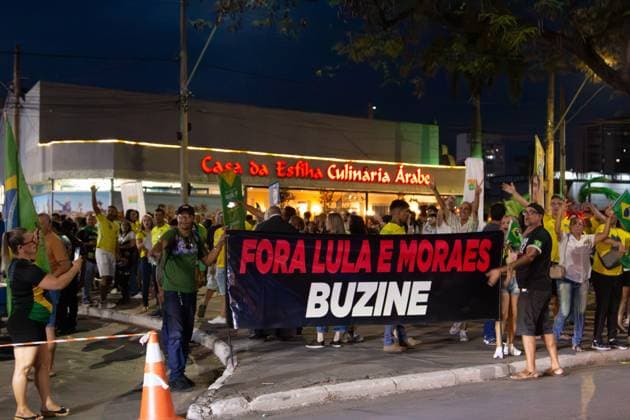 RECORD DATE NOT STATED Presidential candidate Flavio Bolsonaro visits the city of Montes Claros in the final stretch of the elections. Montes Claros (MG), 02 10 2026 - Elections Flavio Bolsonaro Montes Claros - Presidential candidate Flavio Bolsonaro, accompanied by Nikolas Ferreira (PL), Samuel Caires (PL), Marco Antonio Moreira da Costa (Novo), Domingos Savio (PL), Flavio Roscoe (PL), during a visit to the city of Montes Claros in the final stretch of the elections, this Friday, October 2, 2026.(Foto: Diego Tavares Thenews2 imago images) Presidential candidate Flavio Bolsonaro visits the city of Montes Claros in the final stretch of the elections.  Copyright: xDiegoxTavaresx