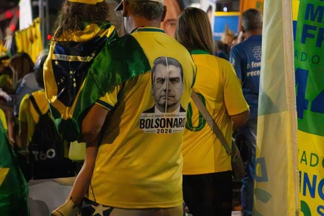 RECORD DATE NOT STATED Presidential candidate Flavio Bolsonaro visits the city of Montes Claros in the final stretch of the elections. Montes Claros (MG), 02 10 2026 - Elections Flavio Bolsonaro Montes Claros - Presidential candidate Flavio Bolsonaro, accompanied by Nikolas Ferreira (PL), Samuel Caires (PL), Marco Antonio Moreira da Costa (Novo), Domingos Savio (PL), Flavio Roscoe (PL), during a visit to the city of Montes Claros in the final stretch of the elections, this Friday, October 2, 2026.(Foto: Diego Tavares Thenews2 imago images) Presidential candidate Flavio Bolsonaro visits the city of Montes Claros in the final stretch of the elections.  Copyright: xDiegoxTavaresx