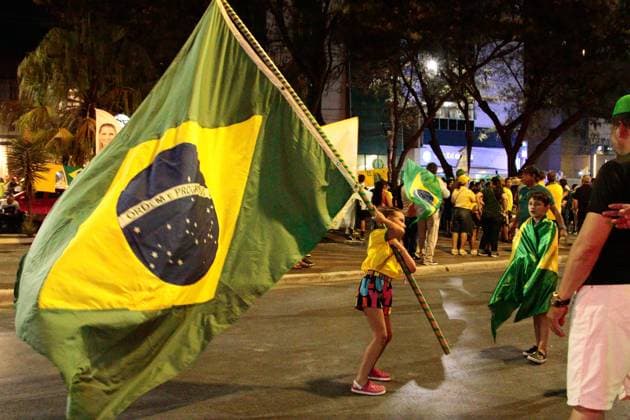 RECORD DATE NOT STATED Presidential candidate Flavio Bolsonaro visits the city of Montes Claros in the final stretch of the elections. Montes Claros (MG), 02 10 2026 - Elections Flavio Bolsonaro Montes Claros - Presidential candidate Flavio Bolsonaro, accompanied by Nikolas Ferreira (PL), Samuel Caires (PL), Marco Antonio Moreira da Costa (Novo), Domingos Savio (PL), Flavio Roscoe (PL), during a visit to the city of Montes Claros in the final stretch of the elections, this Friday, October 2, 2026.(Foto: Diego Tavares Thenews2 imago images) Presidential candidate Flavio Bolsonaro visits the city of Montes Claros in the final stretch of the elections.  Copyright: xDiegoxTavaresx