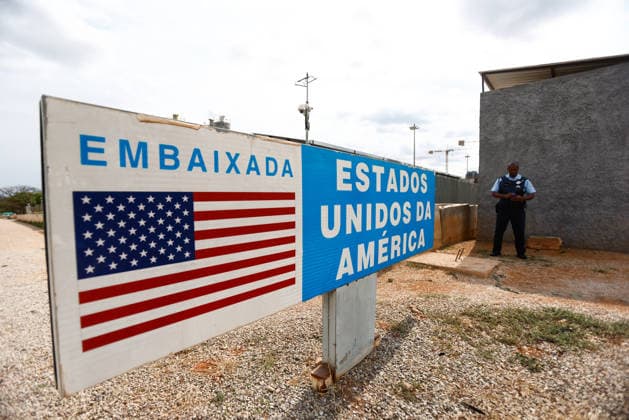 US Embassy in Brasilia closes after the United States suspended consular services due to security concerns View of the US Embassy in Brasilia closed after the United States suspended consular services due to security concerns two days before the Brazilian general elections, in Brazil, on October 2nd, 2026. PHOTO: WILTON JUNIOR ESTADAO CONTEUDO BRASILIA DF BRAZIL  Copyright: xwiltonxjuniorx