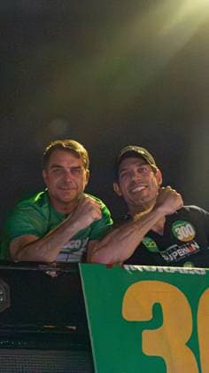 RECORD DATE NOT STATED Presidential candidate Flavio Bolsonaro visits the city of Montes Claros in the final stretch of the elections. Montes Claros (MG), 02 10 2026 - Elections Flavio Bolsonaro Montes Claros - Presidential candidate Flavio Bolsonaro, accompanied by Nikolas Ferreira (PL), Samuel Caires (PL), Marco Antonio Moreira da Costa (Novo), Domingos Savio (PL), Flavio Roscoe (PL), during a visit to the city of Montes Claros in the final stretch of the elections, this Friday, October 2, 2026.(Foto: Diego Tavares Thenews2 imago images) Presidential candidate Flavio Bolsonaro visits the city of Montes Claros in the final stretch of the elections.  Copyright: xDiegoxTavaresx