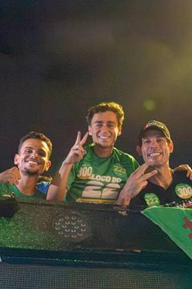 RECORD DATE NOT STATED Presidential candidate Flavio Bolsonaro visits the city of Montes Claros in the final stretch of the elections. Montes Claros (MG), 02 10 2026 - Elections Flavio Bolsonaro Montes Claros - Presidential candidate Flavio Bolsonaro, accompanied by Nikolas Ferreira (PL), Samuel Caires (PL), Marco Antonio Moreira da Costa (Novo), Domingos Savio (PL), Flavio Roscoe (PL), during a visit to the city of Montes Claros in the final stretch of the elections, this Friday, October 2, 2026.(Foto: Diego Tavares Thenews2 imago images) Presidential candidate Flavio Bolsonaro visits the city of Montes Claros in the final stretch of the elections.  Copyright: xDiegoxTavaresx