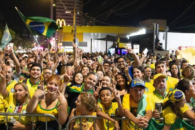 RECORD DATE NOT STATED Presidential candidate Flavio Bolsonaro visits the city of Montes Claros in the final stretch of the elections. Montes Claros (MG), 02 10 2026 - Elections Flavio Bolsonaro Montes Claros - Presidential candidate Flavio Bolsonaro, accompanied by Nikolas Ferreira (PL), Samuel Caires (PL), Marco Antonio Moreira da Costa (Novo), Domingos Savio (PL), Flavio Roscoe (PL), during a visit to the city of Montes Claros in the final stretch of the elections, this Friday, October 2, 2026.(Foto: Diego Tavares Thenews2 imago images) Presidential candidate Flavio Bolsonaro visits the city of Montes Claros in the final stretch of the elections.  Copyright: xDiegoxTavaresx