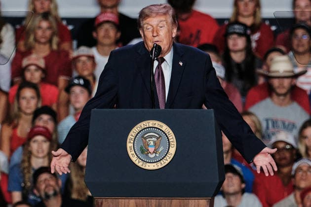 October 2, 2026, Mobile, Alabama, U.S: October 2, 2026 Mobile, Alabama USA: US President Donald Trump speak at the Mitchell Center at the University of South Alabama. Mobile U.S - ZUMAa14_ 20261002_zaf_a14_018 Copyright: xDanxAndersonx