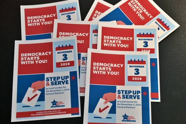 Early voting begins in Chicago ahead of November 3 General Election CHICAGO, ILLINOIS – OCTOBER 2, 2026: Information flyers encouraging Chicago residents to serve as poll workers for the November 3, 2026 General Election are seen at the Chicago Voter Supersite at 137 S. State St. in downtown Chicago, Illinois, on October 2, 2026. The Supersite opened October 1 for early voting and voter registration ahead of election day. Jacek Boczarski Anadolu Illinois United States. Editorial use only. Please get in touch for any other usage.  Copyright: x2026xAnadoluxJacekxBoczarskix