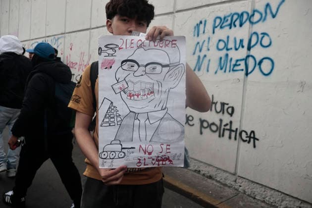October 2, 2026, Mexico City, Cdmx, Mexico: Thousands of people carrying placards gathered at the Plaza de las Tres Culturas and the surrounding area to commemorate the 58th anniversary of the 1968 student massacre in Tlatelolco; they marched toward Mexico City s ZoÂ³calo to hold a rally in memory of those who died during the 1968 student movement. Prior to this, hundreds of students arrived at the meeting point near the Tlatelolco Metro station, where a heavy police deployment from the Secretariat of Citizen Security (SSCCDMX) was already waiting for them; these hooded officers on motorcycles boxed the students in, both inside and outside the metro facilities, to prevent their peaceful movement, sparking conflict through abuses of authori - ZUMAp204 20261002_zip_p204_117 Copyright: xJosuexPerezx