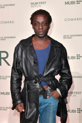 Benny O. Arthur bei der Premiere des Kinofilms Coward im silent green Kulturquartier. Berlin, 02.10.2026