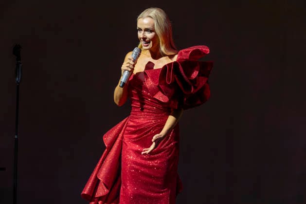 Katherine Jenkins performs at Bridgewater Hall Katherine Jenkins OBE performs at Bridgewater Hall, Manchester, England, on the first night of her 25th Anniversary Tour, Credit:Mike Gray MIKE GRAY - B4227 Avalon  Copyright: xMikexGrayx xMIKExGRAYx-xB4227x xAvalonx 1140146560