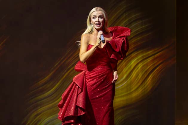 Katherine Jenkins performs at Bridgewater Hall Katherine Jenkins OBE performs at Bridgewater Hall, Manchester, England, on the first night of her 25th Anniversary Tour, Credit:Mike Gray MIKE GRAY - B4227 Avalon  Copyright: xMikexGrayx xMIKExGRAYx-xB4227x xAvalonx 1140146771