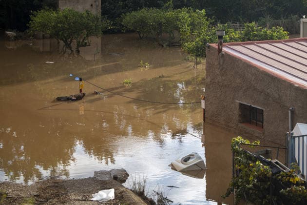 Heavy flooding disrupts towns in southern Catalonia TORTOSA, SPAIN - OCTOBER 02: Floodwaters submerge streets, low-lying residential properties, and road infrastructure following intense torrential rainfall in Tortosa, Tarragona province, Catalonia, Spain, on October 02, 2026. A powerful storm system battered the Baix Ebre and Montsia districts across southern Catalonia on Thursday and Friday, dropping over 200 millimeters of rain across several municipalities, with coastal areas recording totals exceeding 270 millimeters. Local ravines and streams overflowed near the Ebro River, causing severe localized flooding in Tortosa, Roquetes, Santa Bàrbara, and L Ametlla de Mar. Regional emergency personnel deployed specialized teams to assist stra Copyright: x2026xAnadoluxLorenaxSopenaxLopezx