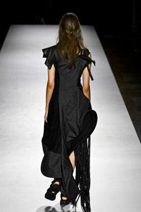 Yohji Yamamoto Women s Ready-to-Wear Spring Summer 2027 Collection Fashion Show during Paris Fashion Week, on October 2, 2026 Bestimage Yohji Yamamoto Fashion Show Women s Ready-to-Wear Spring Summer 2027 Collection during Paris Fashion Week, on October 2, 2026, in Paris, France Paris France  Copyright: xAgencex xBestimagexAgencex xBestimagex