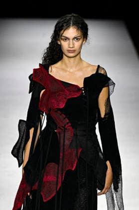 Yohji Yamamoto Women s Ready-to-Wear Spring Summer 2027 Collection Fashion Show during Paris Fashion Week, on October 2, 2026 Bestimage Yohji Yamamoto Fashion Show Women s Ready-to-Wear Spring Summer 2027 Collection during Paris Fashion Week, on October 2, 2026, in Paris, France Paris France  Copyright: xAgencex xBestimagexAgencex xBestimagex