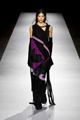 Yohji Yamamoto Women s Ready-to-Wear Spring Summer 2027 Collection Fashion Show during Paris Fashion Week, on October 2, 2026 Bestimage Yohji Yamamoto Fashion Show Women s Ready-to-Wear Spring Summer 2027 Collection during Paris Fashion Week, on October 2, 2026, in Paris, France Paris France  Copyright: xAgencex xBestimagexAgencex xBestimagex
