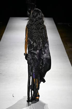 Yohji Yamamoto Women s Ready-to-Wear Spring Summer 2027 Collection Fashion Show during Paris Fashion Week, on October 2, 2026 Bestimage Yohji Yamamoto Fashion Show Women s Ready-to-Wear Spring Summer 2027 Collection during Paris Fashion Week, on October 2, 2026, in Paris, France Paris France  Copyright: xAgencex xBestimagexAgencex xBestimagex