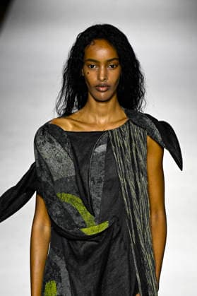 Yohji Yamamoto Women s Ready-to-Wear Spring Summer 2027 Collection Fashion Show during Paris Fashion Week, on October 2, 2026 Bestimage Yohji Yamamoto Fashion Show Women s Ready-to-Wear Spring Summer 2027 Collection during Paris Fashion Week, on October 2, 2026, in Paris, France Paris France  Copyright: xAgencex xBestimagexAgencex xBestimagex