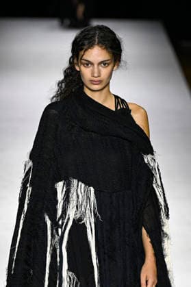 Yohji Yamamoto Women s Ready-to-Wear Spring Summer 2027 Collection Fashion Show during Paris Fashion Week, on October 2, 2026 Bestimage Yohji Yamamoto Fashion Show Women s Ready-to-Wear Spring Summer 2027 Collection during Paris Fashion Week, on October 2, 2026, in Paris, France Paris France  Copyright: xAgencex xBestimagexAgencex xBestimagex
