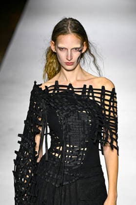 Yohji Yamamoto Women s Ready-to-Wear Spring Summer 2027 Collection Fashion Show during Paris Fashion Week, on October 2, 2026 Bestimage Yohji Yamamoto Fashion Show Women s Ready-to-Wear Spring Summer 2027 Collection during Paris Fashion Week, on October 2, 2026, in Paris, France Paris France  Copyright: xAgencex xBestimagexAgencex xBestimagex