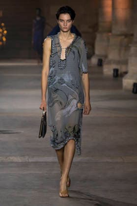 Victoria Beckham Women s Ready-to-Wear Spring Summer 2027 Collection Fashion Show during Paris Fashion Week, on October 2, 2026, in Paris, Bestimage Victoria Beckham Fashion Show Women s Ready-to-Wear Spring Summer 2027 Collection during Paris Fashion Week, on October 2, 2026, in Paris, France Paris France  Copyright: xAgencex xBestimagexAgencex xBestimagex