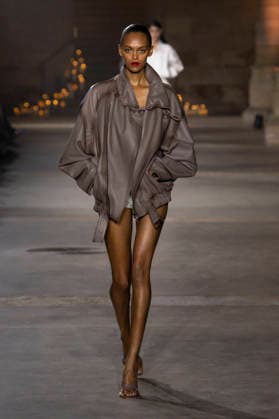 Victoria Beckham Women s Ready-to-Wear Spring Summer 2027 Collection Fashion Show during Paris Fashion Week, on October 2, 2026, in Paris, Bestimage Victoria Beckham Fashion Show Women s Ready-to-Wear Spring Summer 2027 Collection during Paris Fashion Week, on October 2, 2026, in Paris, France Paris France  Copyright: xAgencex xBestimagexAgencex xBestimagex