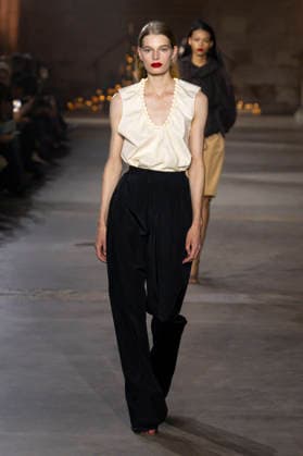 Victoria Beckham Women s Ready-to-Wear Spring Summer 2027 Collection Fashion Show during Paris Fashion Week, on October 2, 2026, in Paris, Bestimage Victoria Beckham Fashion Show Women s Ready-to-Wear Spring Summer 2027 Collection during Paris Fashion Week, on October 2, 2026, in Paris, France Paris France  Copyright: xAgencex xBestimagexAgencex xBestimagex
