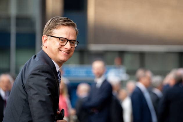 Feierlichkeiten zum Tag der Deutschen Einheit 2026 in Bremen Carsten Linnemann, Bundesministerin fuer Gesundheit lachend bei seiner Ankunft zu den Feierlichkeiten zum Tag der Deutschen Einheit 2026 in Bremen, Bremen, 03.10.2026 Bremen Bremen Deutschland
