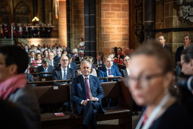 Ökumenischer Gottesdienst im Dom St. Petri Christian Wulff, Bundespräsident a.D. in der ersten Reihe, dahinter von links Dietmar Woidke, Ministerpräsident Brandenburg und Daniel Günther, Ministerpräsident Schleswig-Holstein;Offizielle zentrale Feierlichkeiten zum Tag der Deutschen Einheit 2026 in Bremen, Bremen Bremen Deutschland Innenstadt